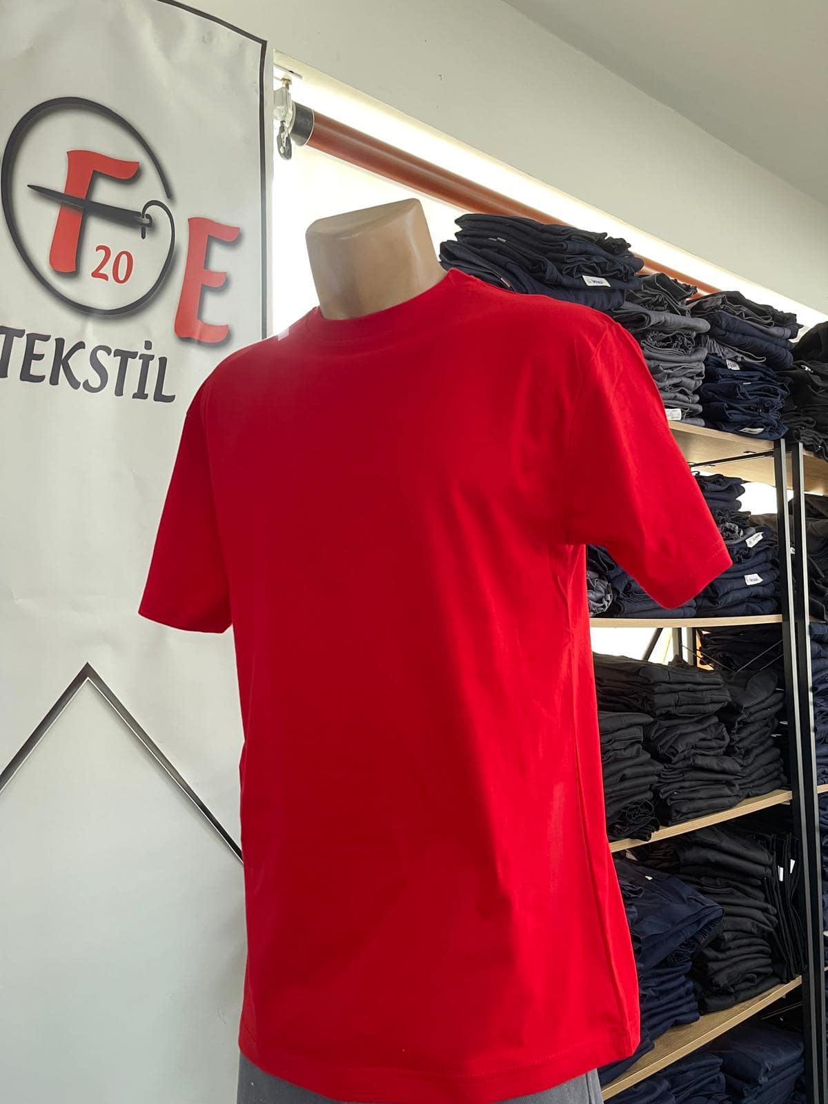 Sıfır Yaka T-Shirt -Kırmızı Renk